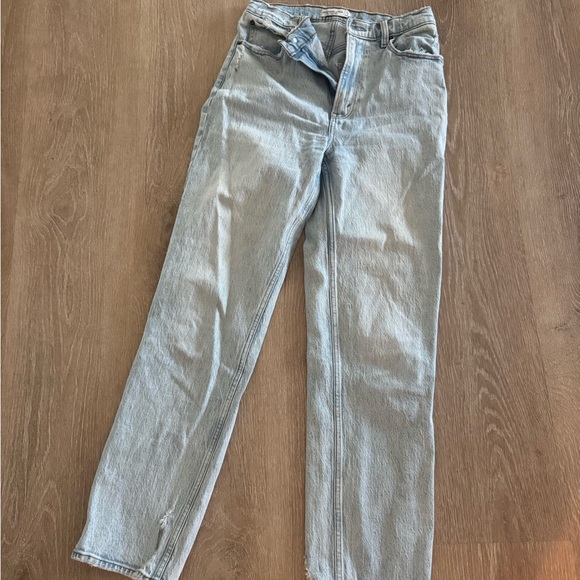 Abercrombie & Fitch Denim - Abercrombie & Fitch Light Wash Denim Jeans -90s straight ultra high rise